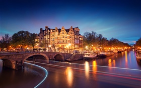 阿姆斯特丹，荷蘭，晚上，房子，橋，河，燈，船 高清桌布