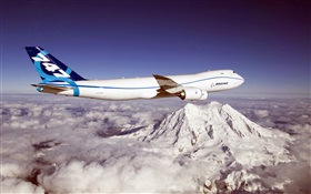波音747飛機，山，雲 高清桌布