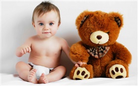 可愛的寶寶和泰迪熊 高清桌布