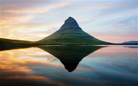 冰島，死火山，日落，海 高清桌布