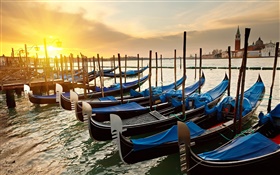 威尼斯日落，船，河 高清桌布