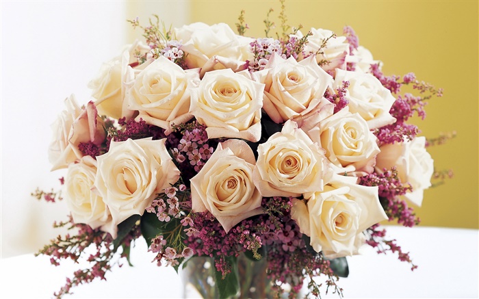 玫瑰鮮花花束 桌布 圖片