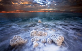 死海，鹽，雲，黃昏 高清桌布
