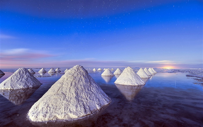 死海，日落，成堆的鹽 桌布 圖片