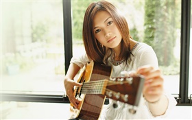 吉岡唯，日本女歌手 07 高清桌布