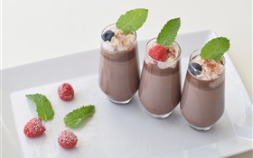 巧克力飲料，草莓，覆盆子，玻璃杯 高清桌布