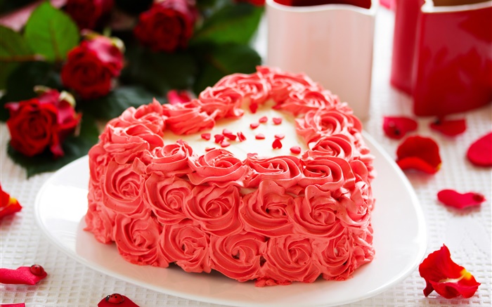 粉紅色的玫瑰鮮花，蛋糕，花瓣 桌布 圖片