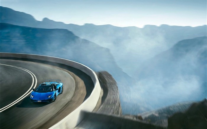 蘭博基尼Aventador LP750-4超級跑車藍色，高速 桌布 圖片