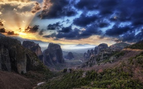 日落，雲，山，峽谷