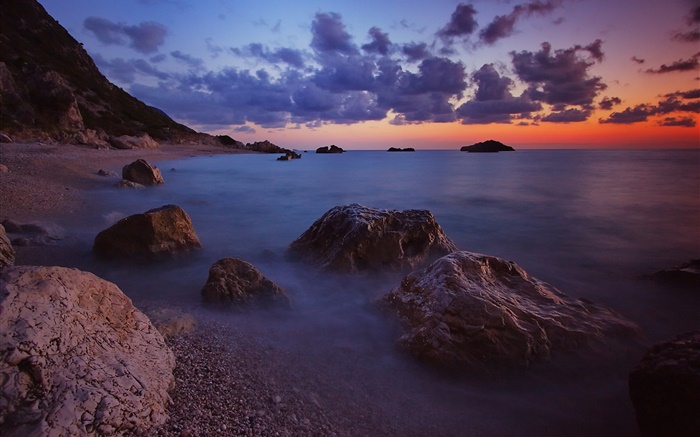 海，夕陽，雲，天空，晚上，石頭，海岸 桌布 圖片