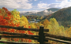 柵欄，秋季，樹木，房子 高清桌布