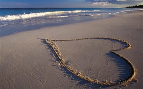 愛的心，沙灘，大海 高清桌布