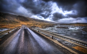 下雨天，橋，路，河，山，雲 高清桌布