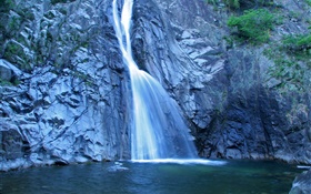 瀑布，岩石，池塘，北海道，日本 高清桌布