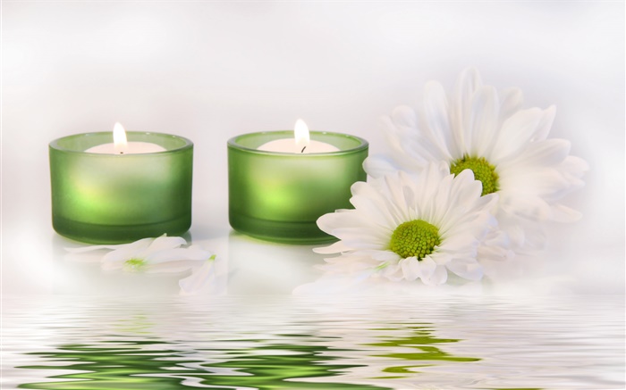 白色的花，蠟燭，水，SPA 桌布 圖片