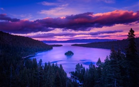 自然，黎明，湖，山，島，樹，雲 高清桌布