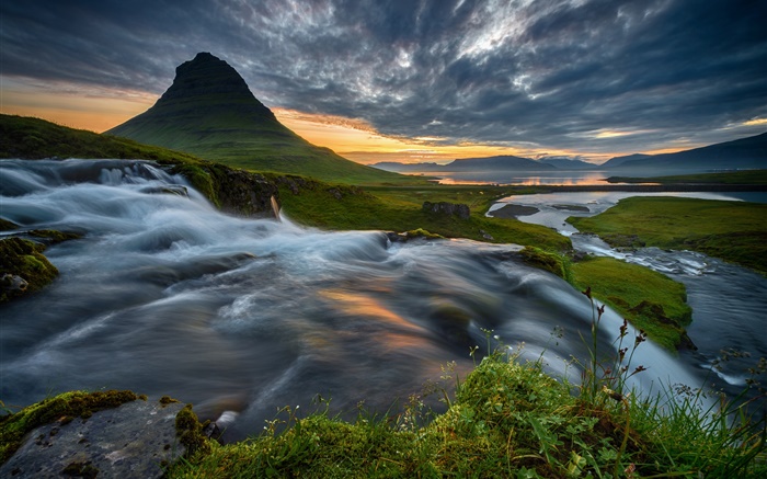冰島，山，瀑布，雲，日落 桌布 圖片