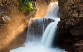 聖瑪麗瀑布，太陽光線，冰川國家公園，美國蒙大拿州 高清桌布
